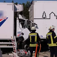 lkw-unfall-a3-altdorf-102_v-img__16__9__l_-1dc0e8f74459dd04c91a0d45af4972b9069f1135.jpg